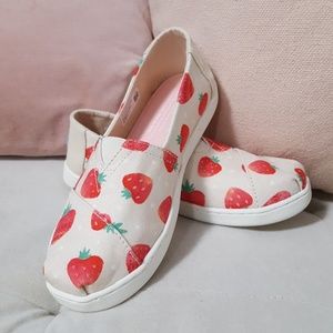 Strawberry Toms Shoes